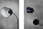 Industrialna lampa biurkowa z emaliowanym kloszem, Polska, lata 50