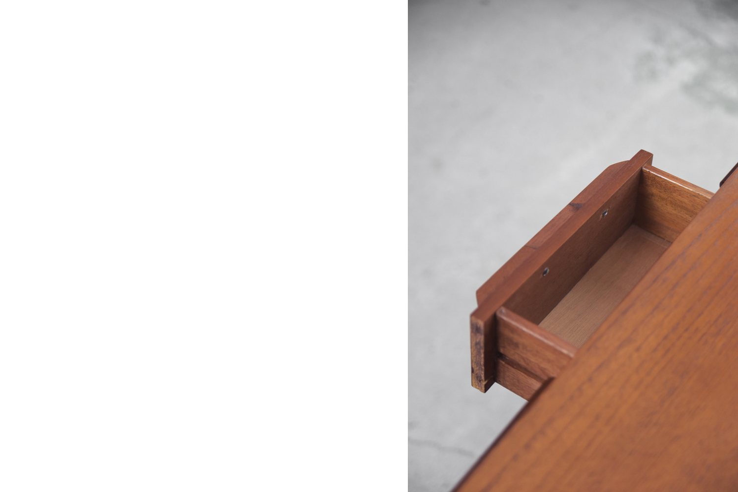 Biurko vintage z drewna tekowego, Wielka Brytania, lata 60