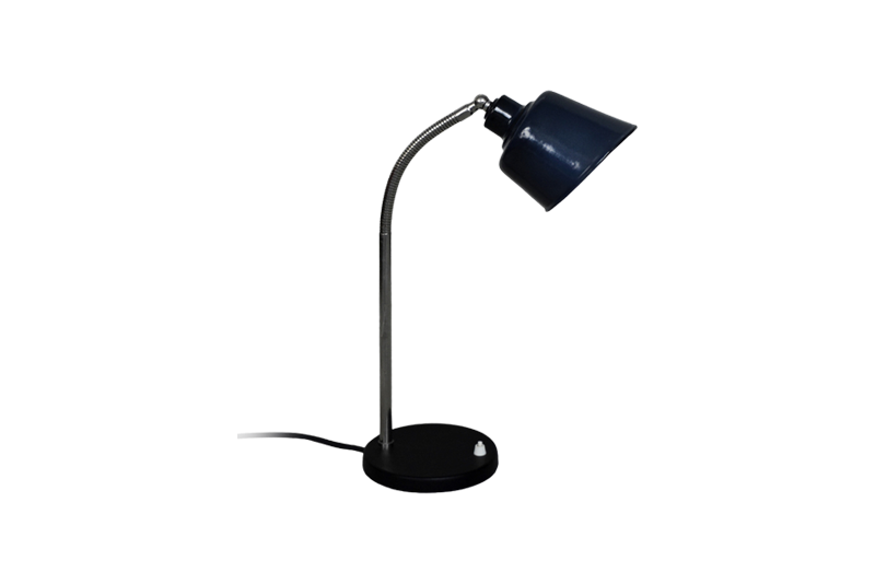 Industrialna lampa biurkowa z emaliowanym kloszem, Polska, lata 50