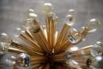 Mosiężna lampa sputnik z kryształami Swarovski, Ernst Palme, Niemcy, lata 60