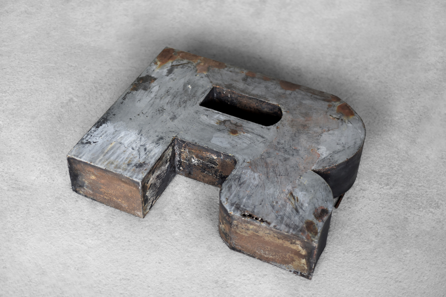 Duża industrialna litera R, Polska, lata 50