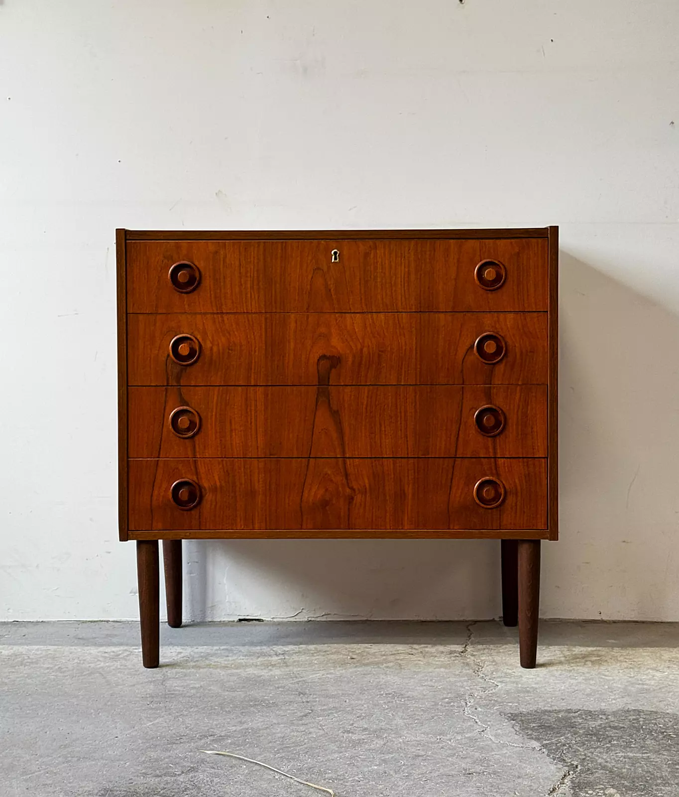 Mała komoda szufladówka, Dania lata 60/70