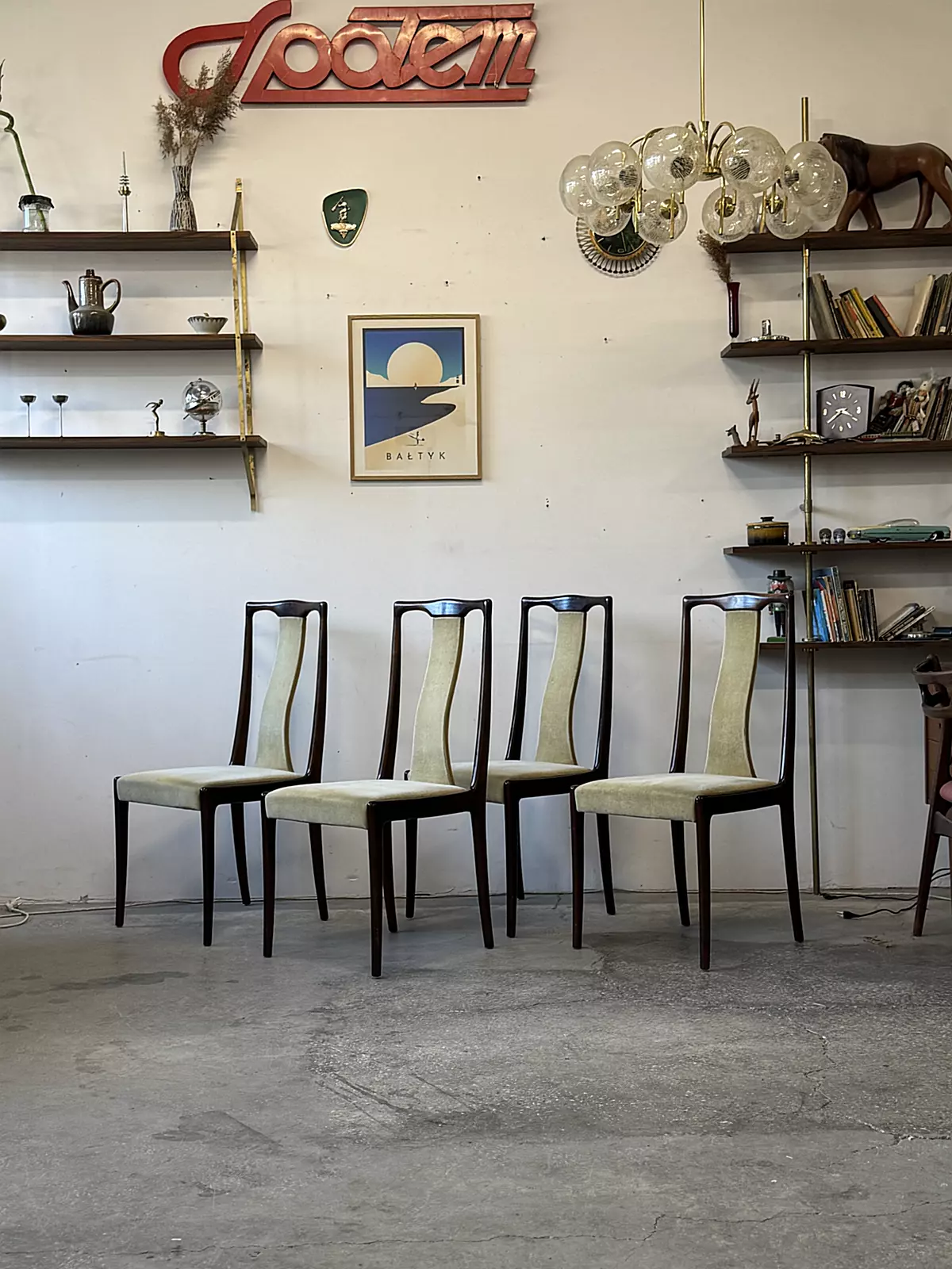 Set of 4 vintage dining chairs, Lübke, Germany, 1960s