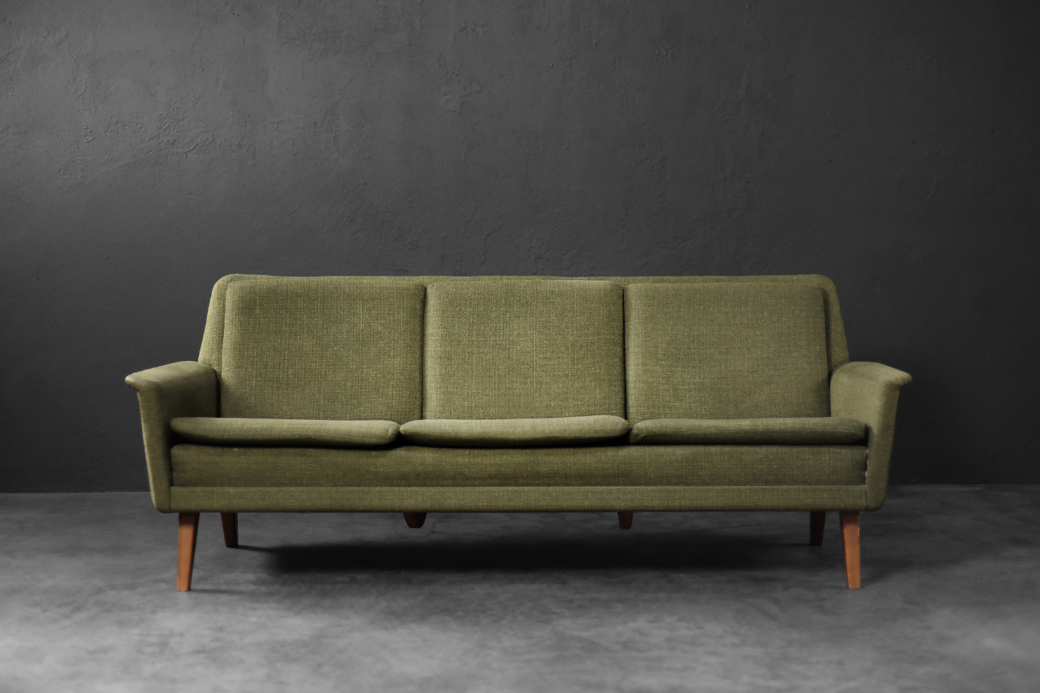 Trzyosobowa zielona sofa, proj. Folke Ohlsson, Fritz Hansen, Dania, lata 60
