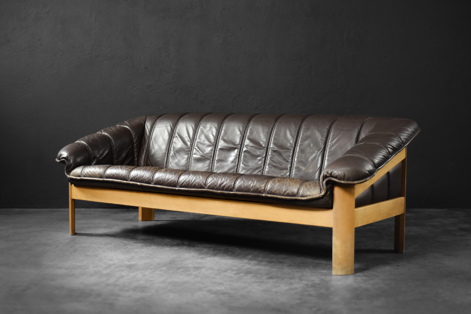 Three-seater vintage leather sofa, Denmark, 1970s