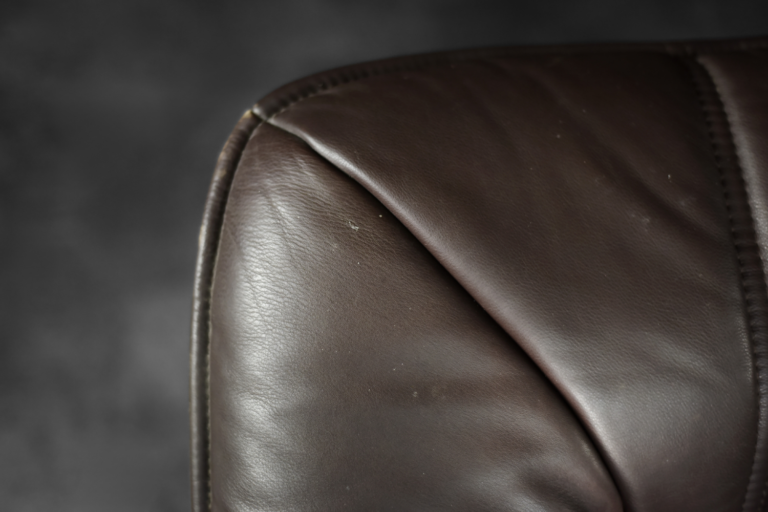 Vintage two-seater leather sofa, Denmark, 1970s