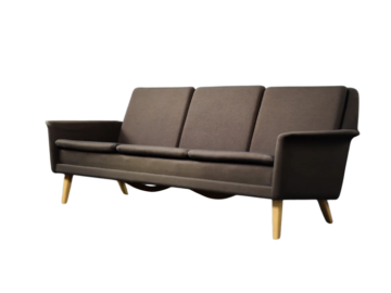 Trzyosobowa brązowa sofa, proj. Folke Ohlsson, Fritz Hansen, Dania, lata 60