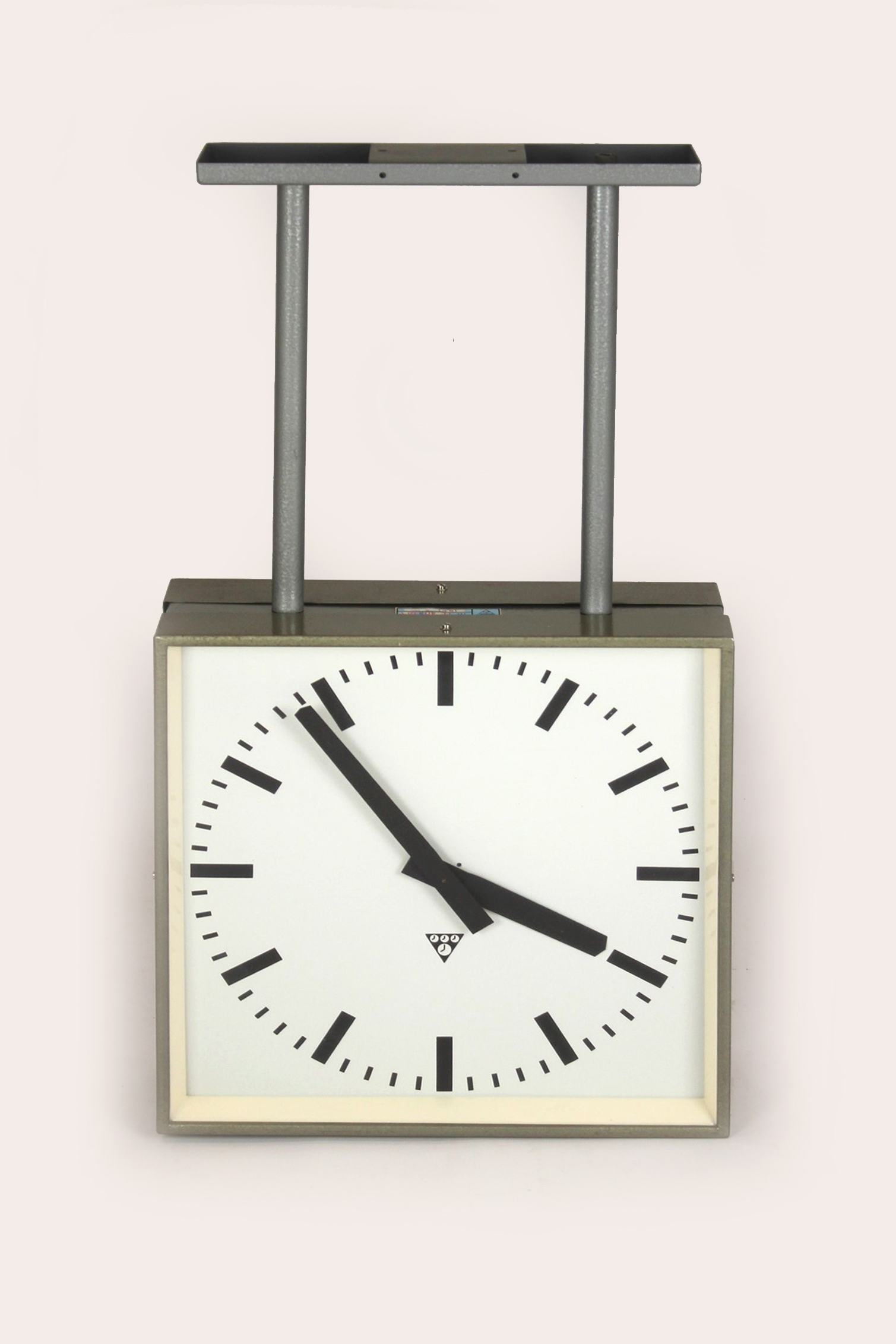 New double-sided Pragotron railway clock, Czechoslovakia, 1980s