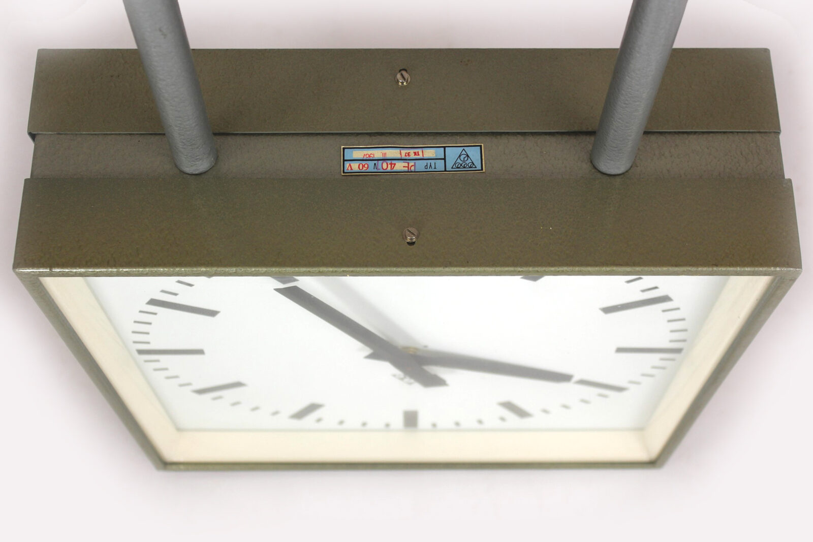 New double-sided Pragotron railway clock, Czechoslovakia, 1980s