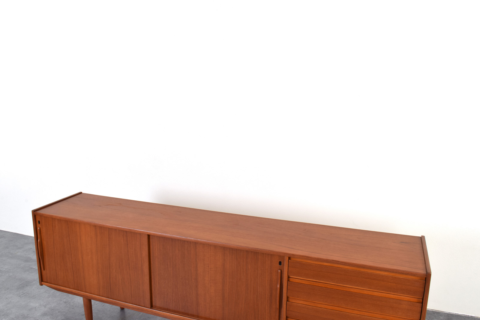 Tekowy sideboard, Dania, lata 60