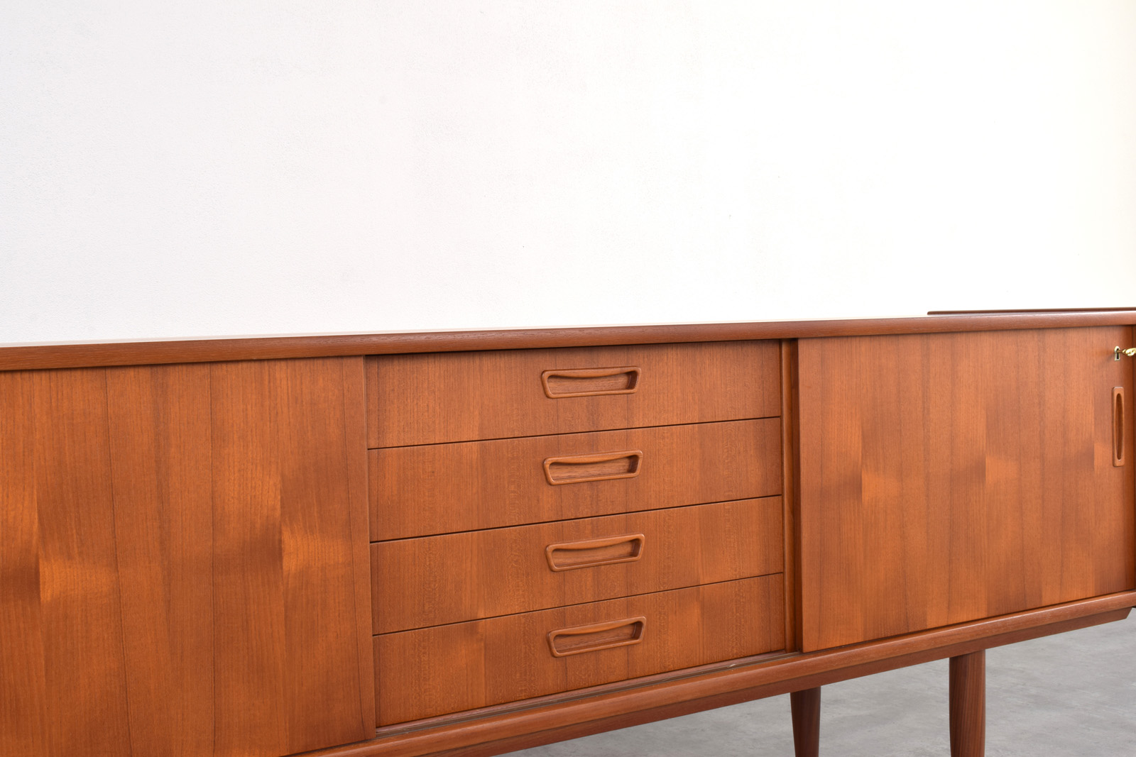 Komoda tekowa vintage, Dania, lata 60