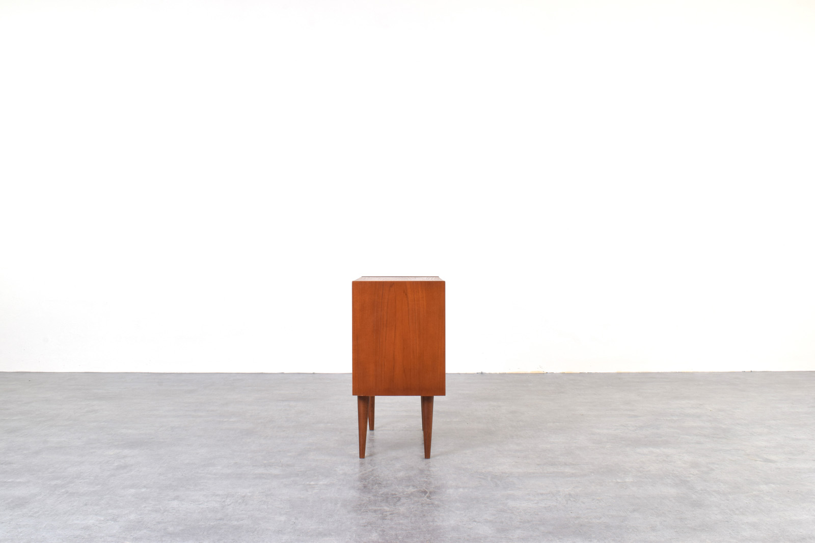Skandynawska szafka nocna, tek, Dania, lata 60