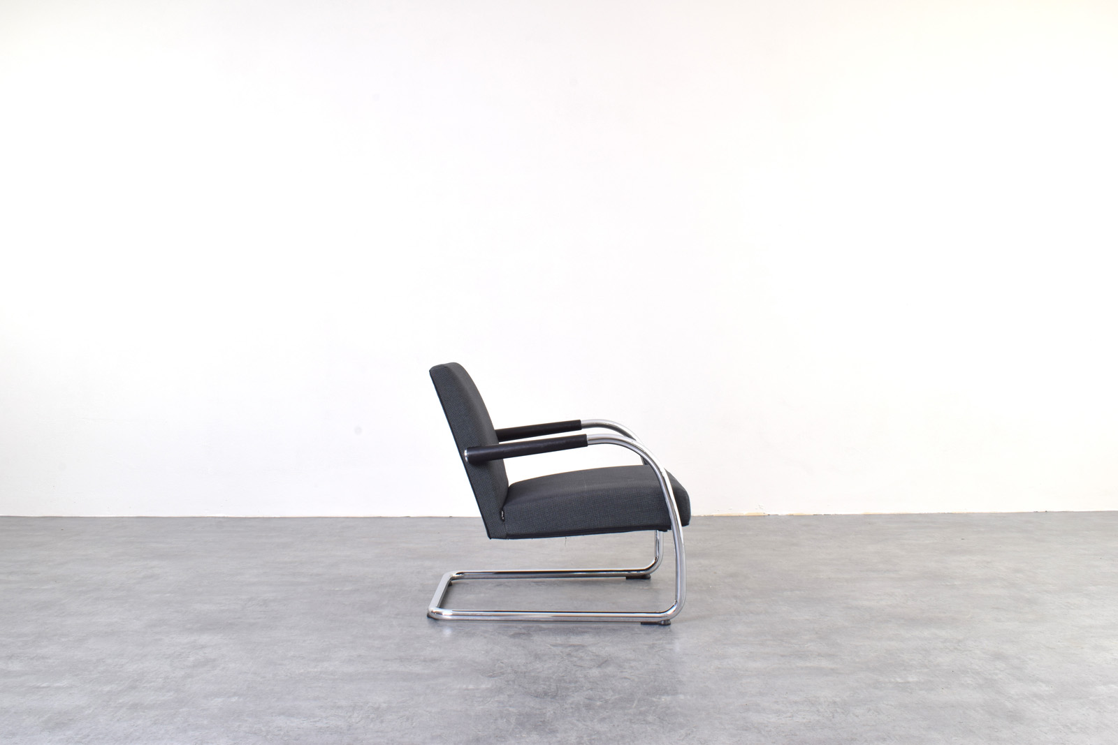 Para foteli Visalounge proj. Antonio Citterio, prod. Vitra, Szwajcaria, lata 2000