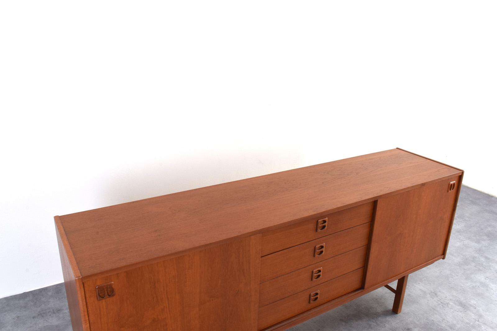 Skandynawski sideboard, proj. Klippan Korsør, prod. Ikea, Szwecja, lata 60
