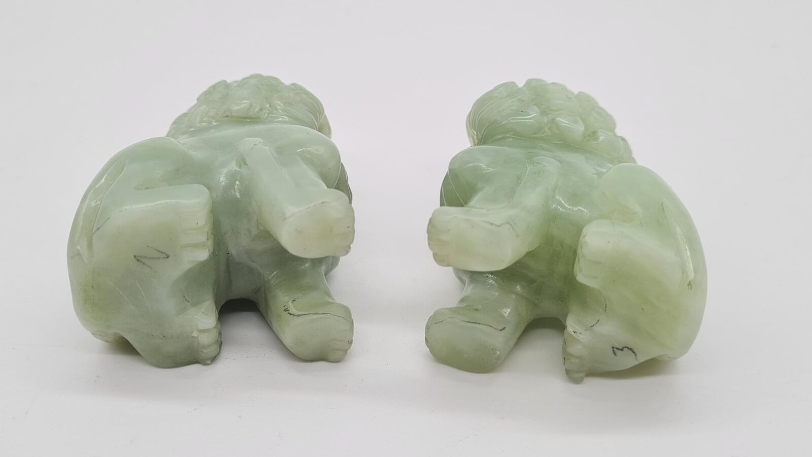 Chińskie figurki Foo Dog z jadeitu, Chiny, XIX wiek