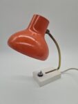 Pomarańczowa lampa biurkowa, lata 60/70