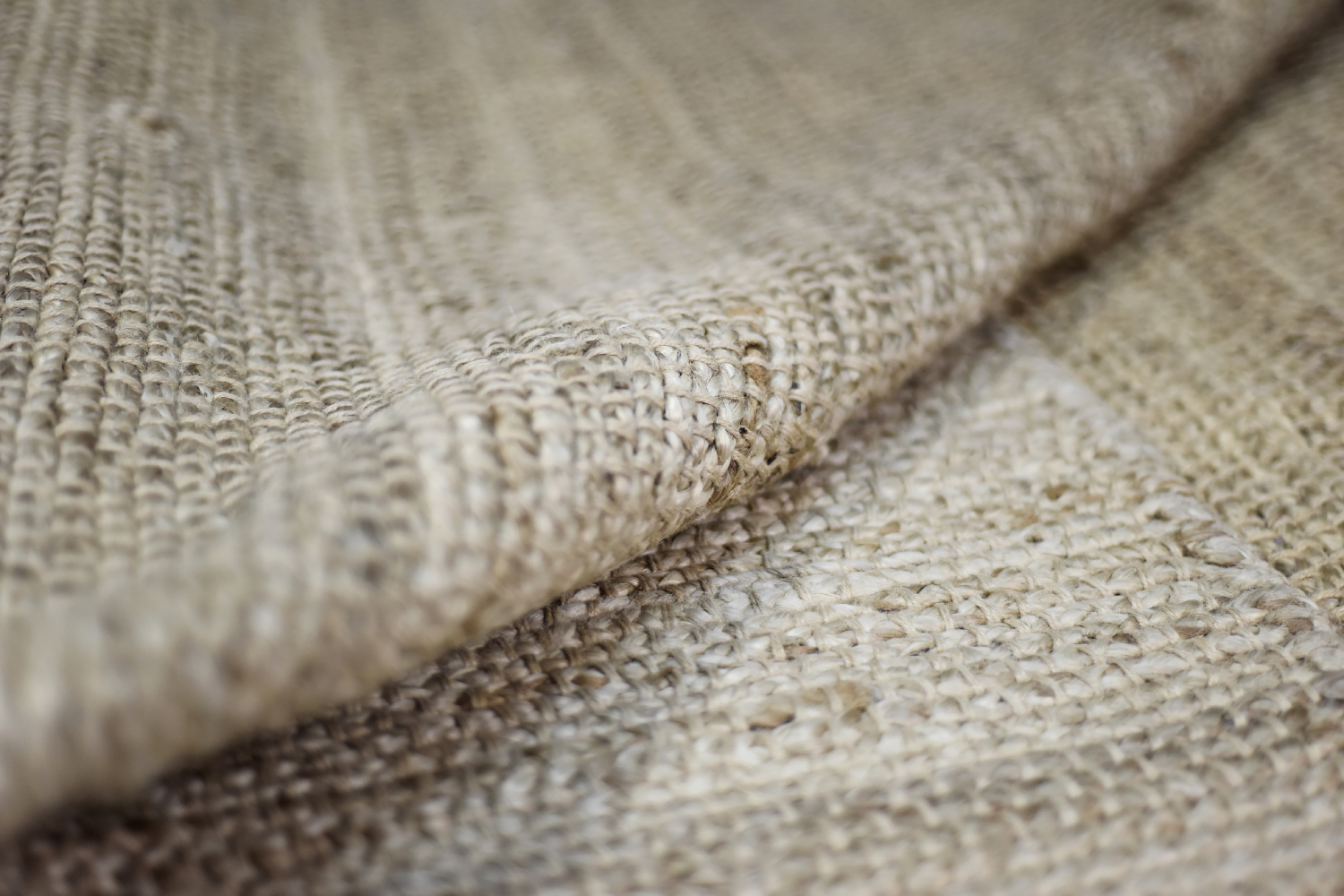 Tkany na płasko dywan z juty, Indie, lata 70