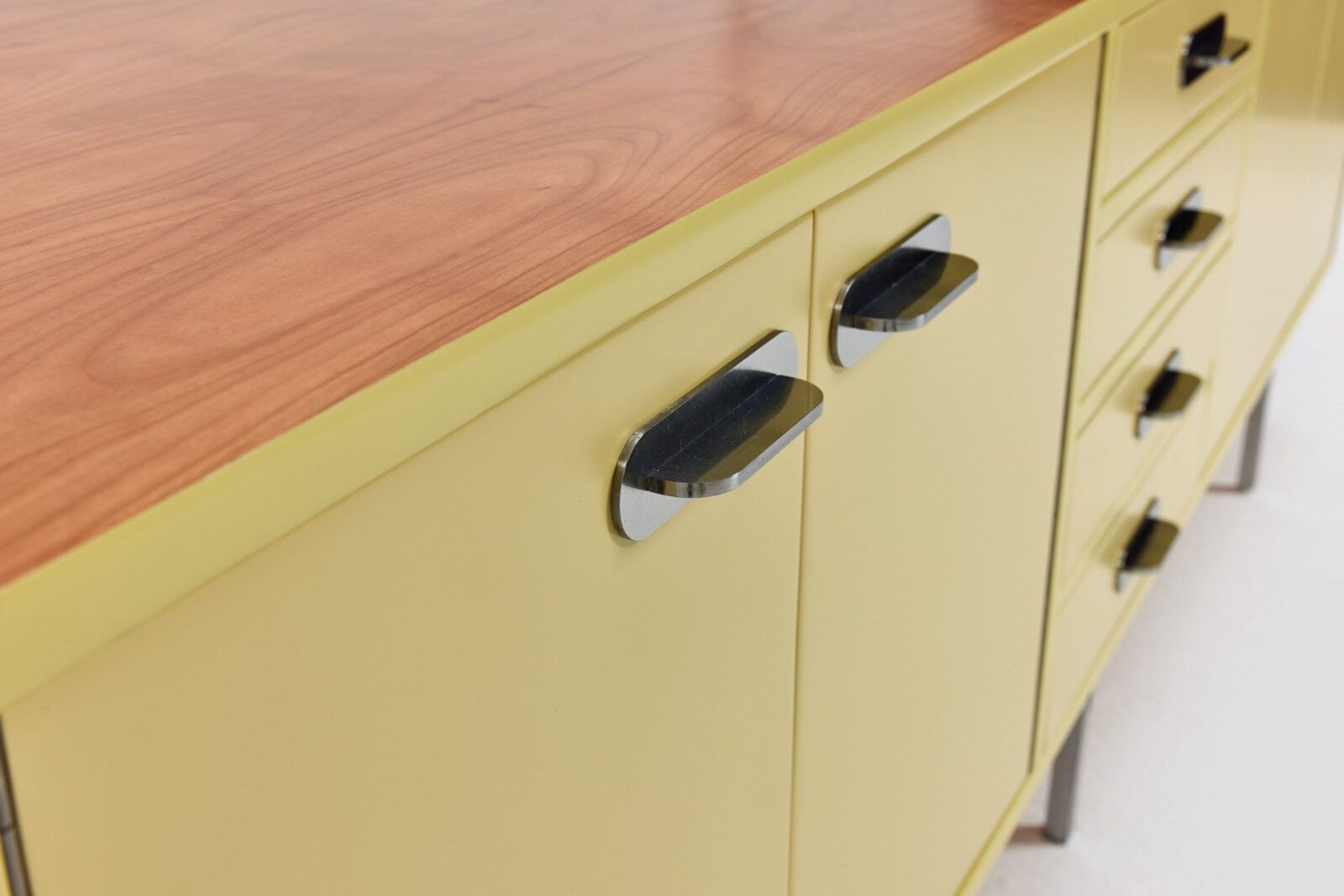 Vintage sideboard z malaturą, Niemcy, lata 60