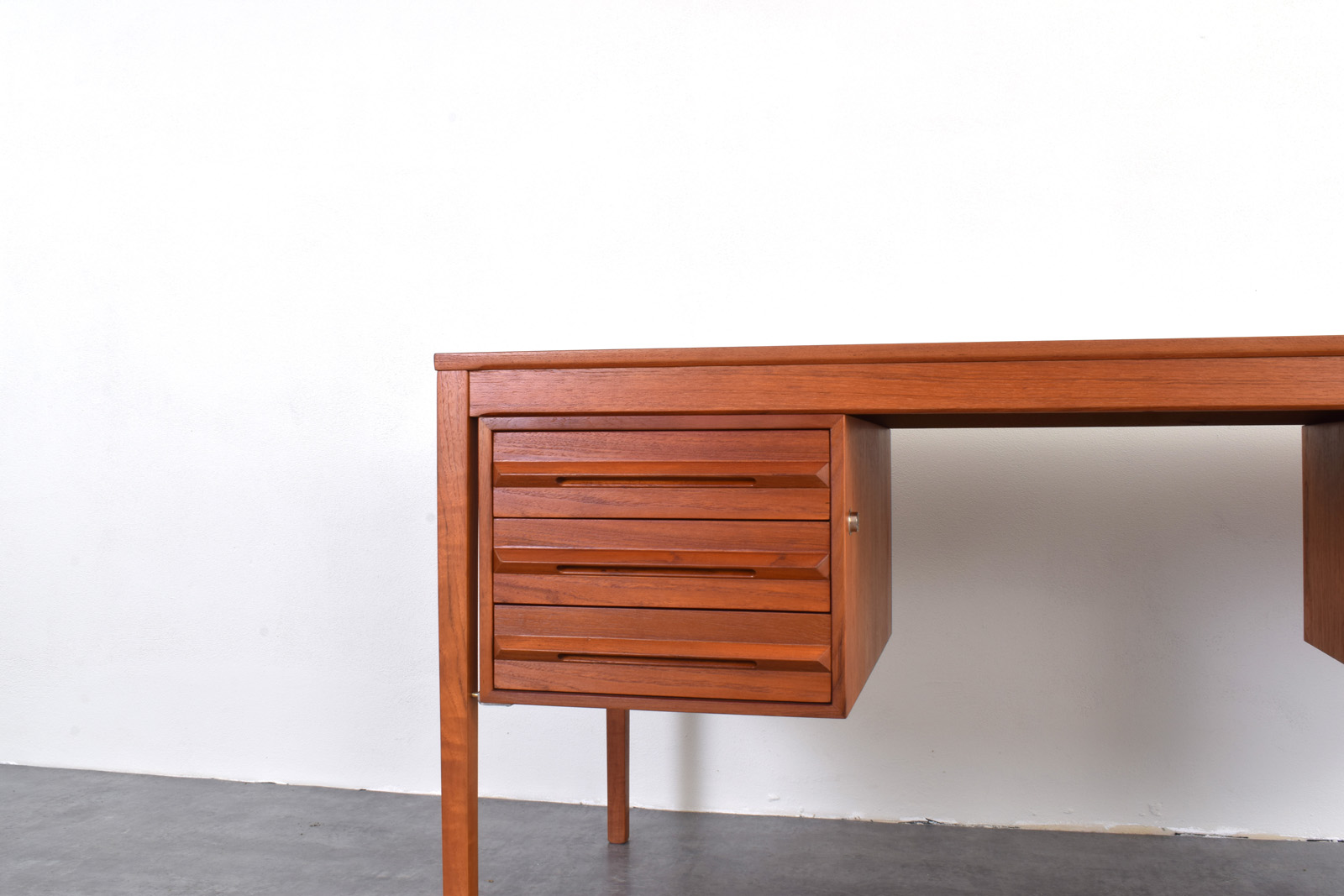 Vintage desk designed by Torbjørn Afdal, manufactured by Bruksbo, Norway, 1960s