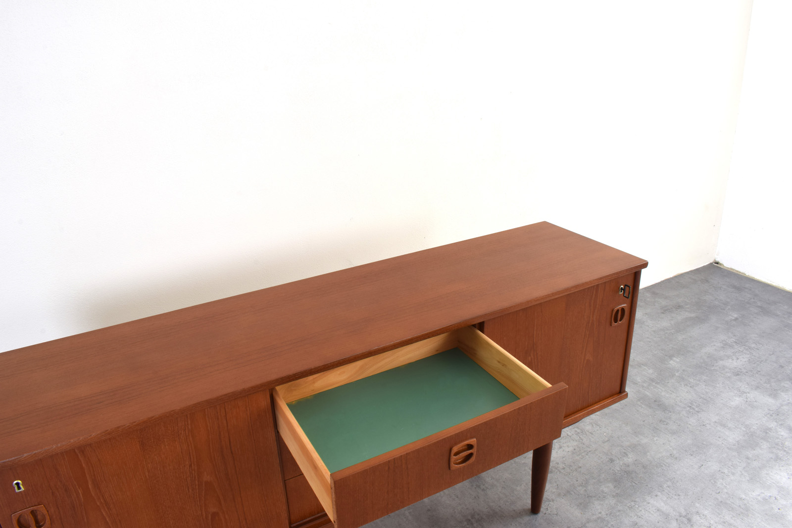 Tekowy sideboard vintage, Dania, lata 60