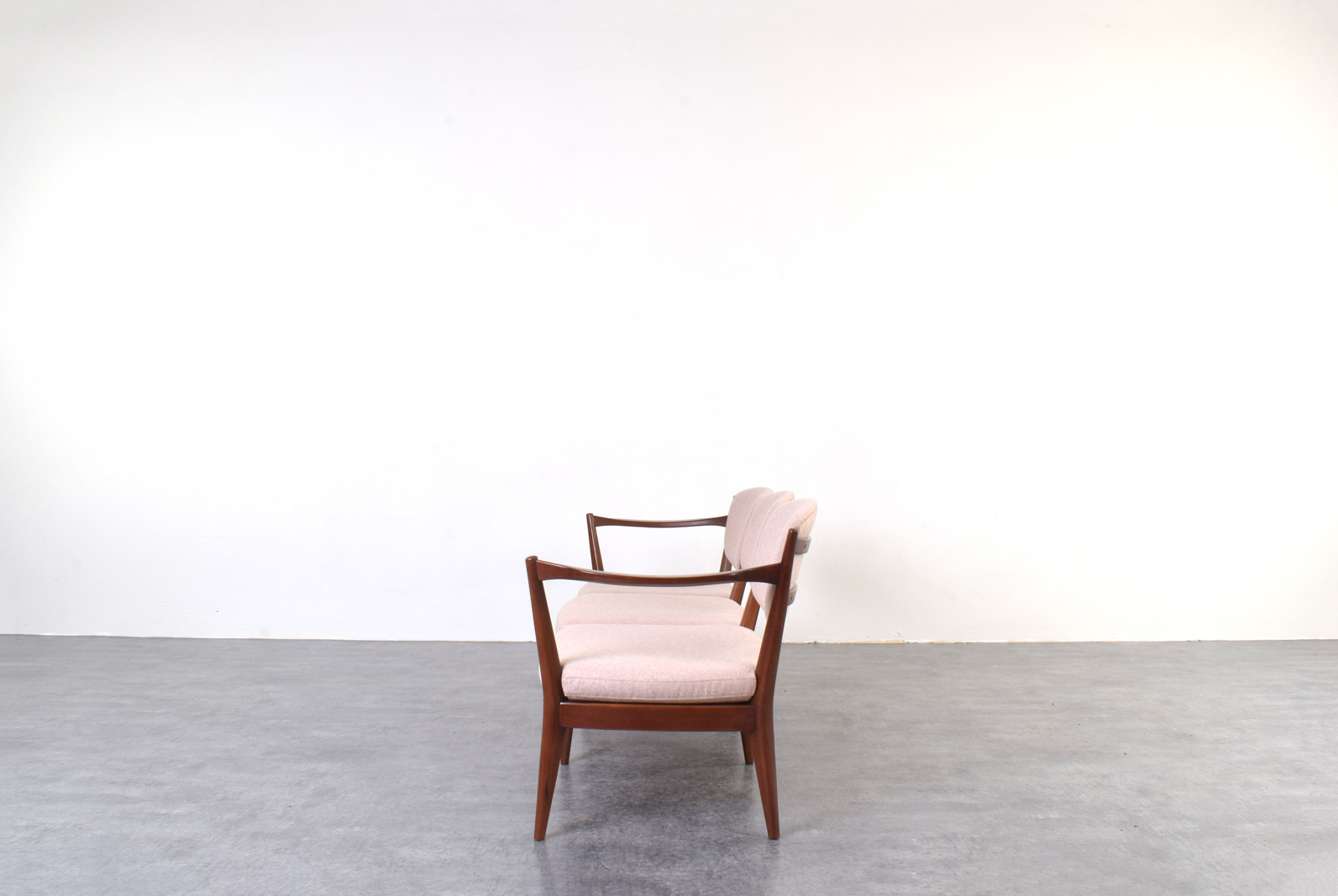 Sofa model „Kaminstolen” proj. Frederik Kayser i Adolf Relling, prod. Arnestad Bruk, Norwegia, lata 50