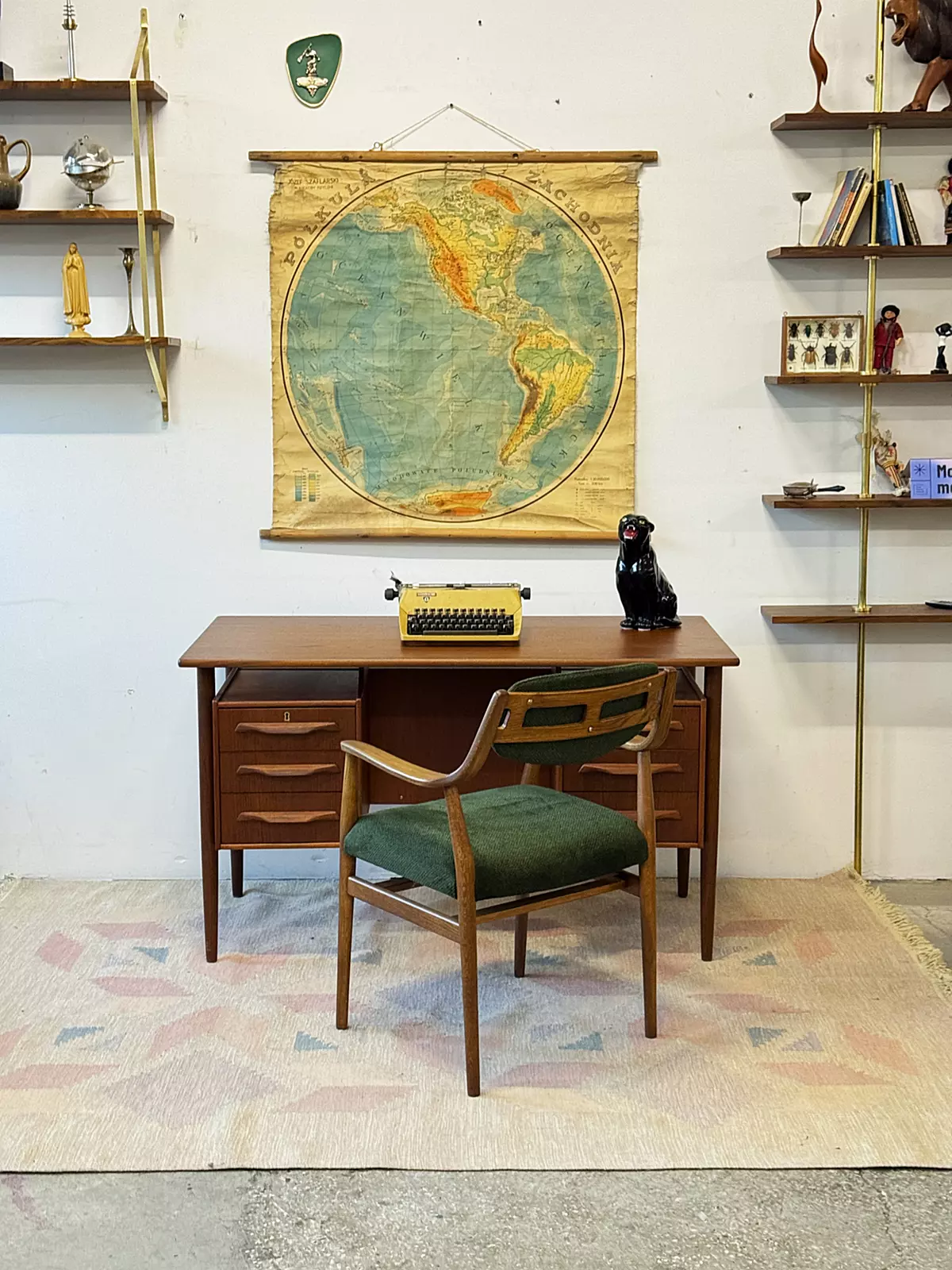 Biurko tekowe vintage, Dania, lata 60/70