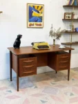 Biurko tekowe vintage, Dania, lata 60/70