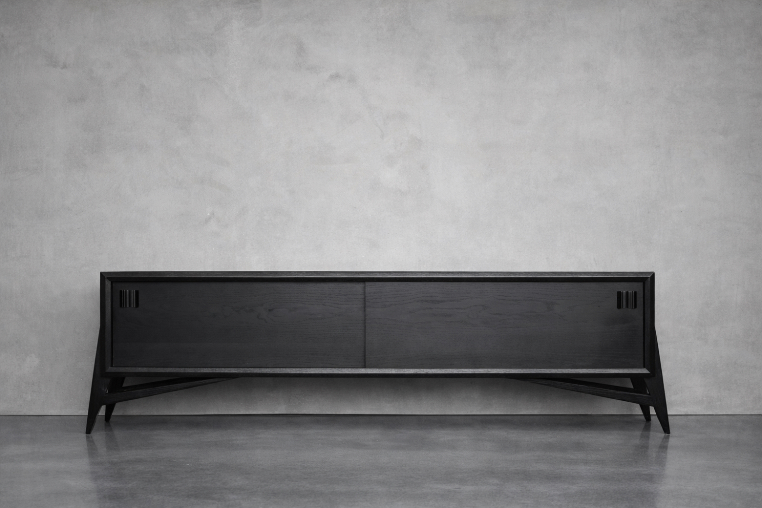 Dębowy sideboard z drewnianymi uchwytami, Skandynawia, lata 60