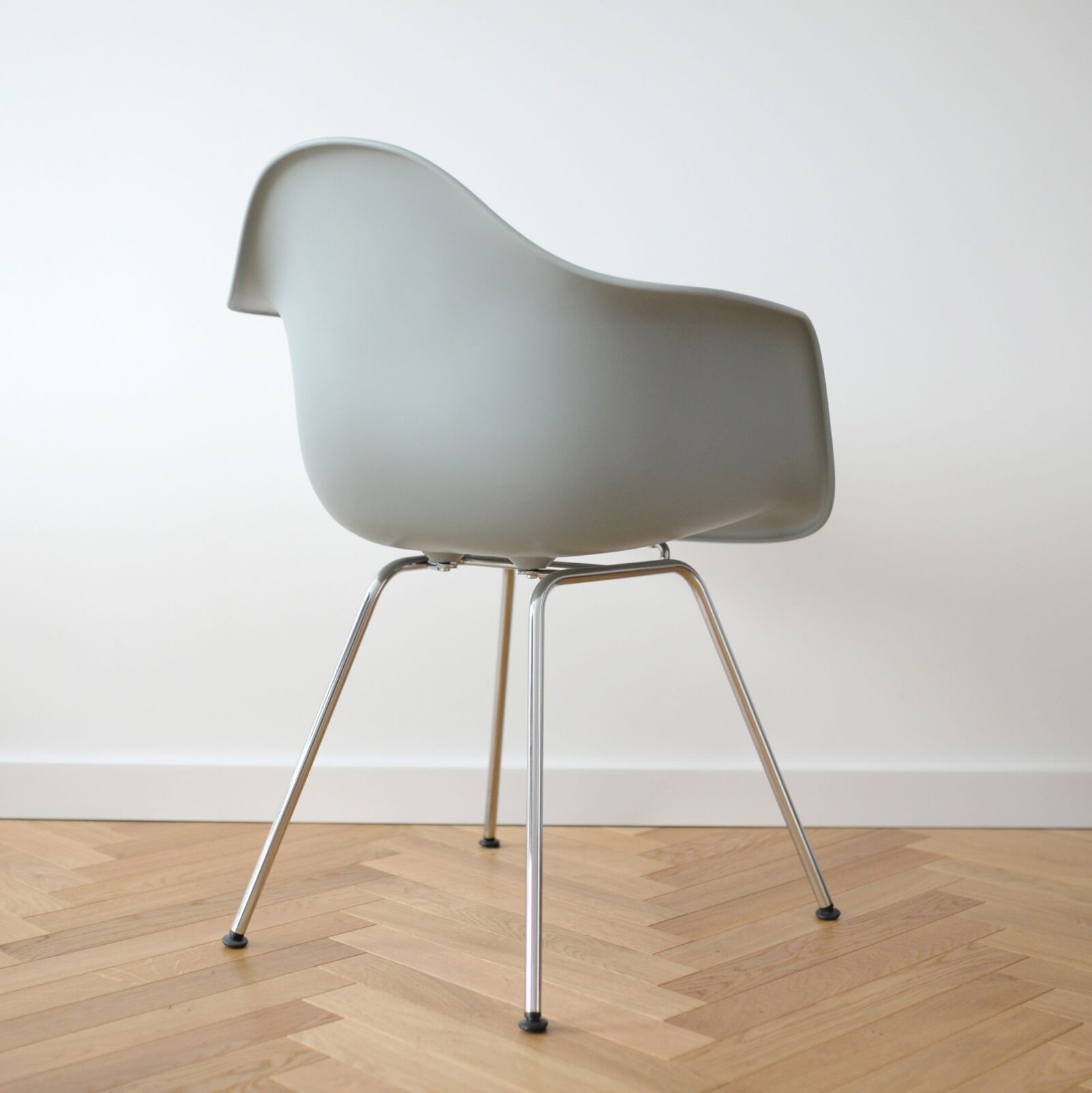 Krzesło DAX, Vitra proj. Ray & Charles Eames, lata 2000