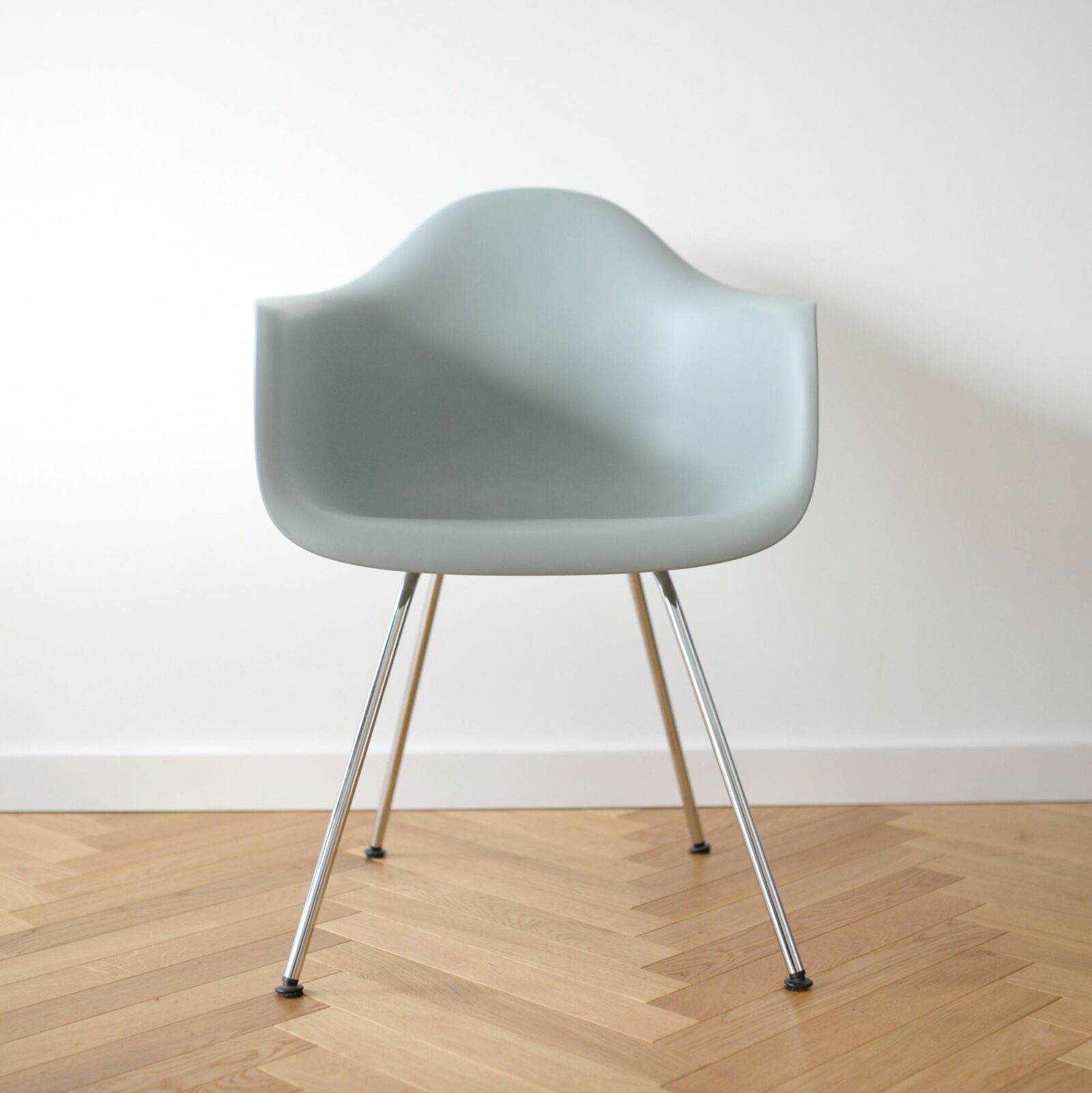 Krzesło DAX, Vitra proj. Ray & Charles Eames, lata 2000