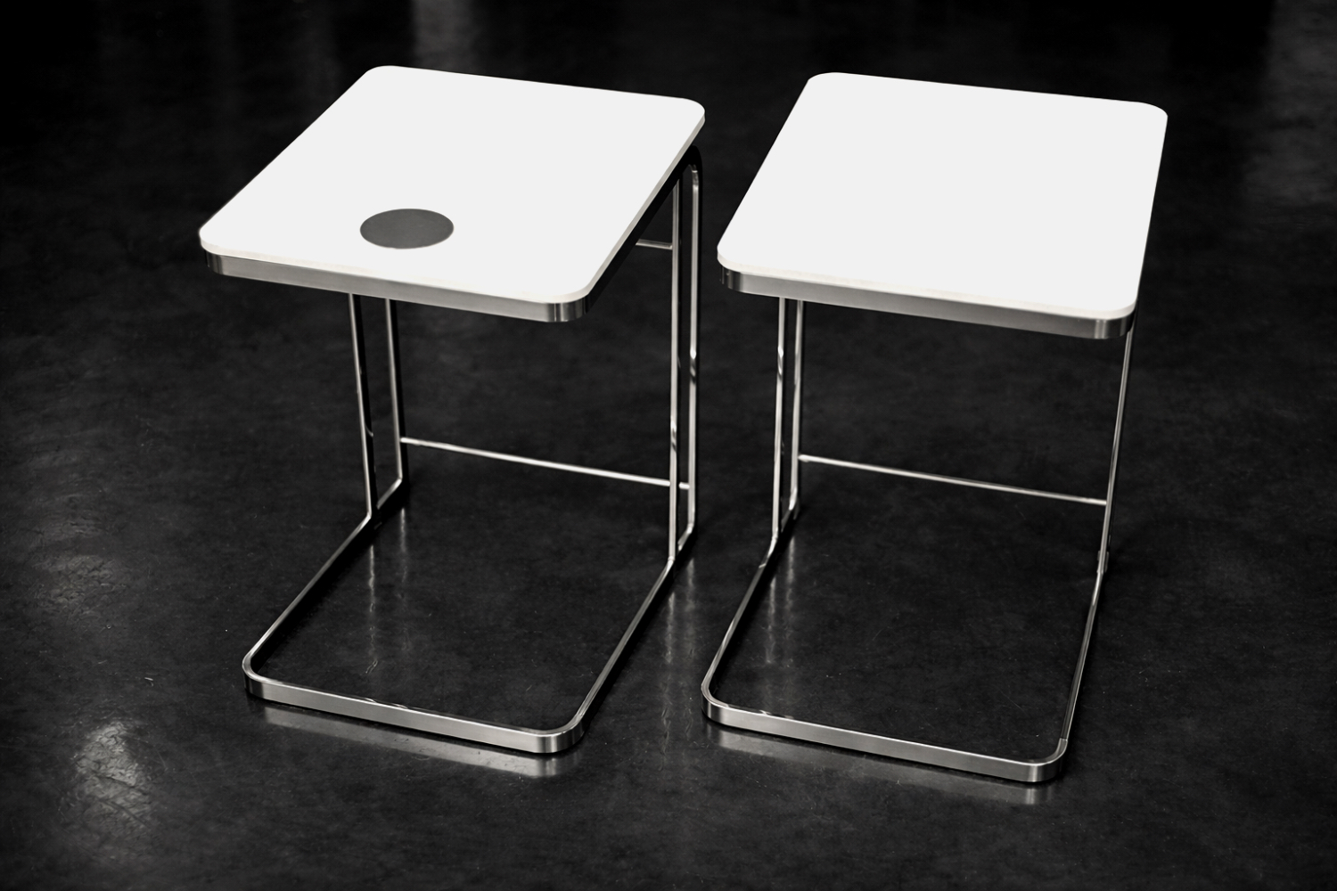 Para stolików Carlotta, proj. Antonio Citterio dla Flexform, Włochy, 1997