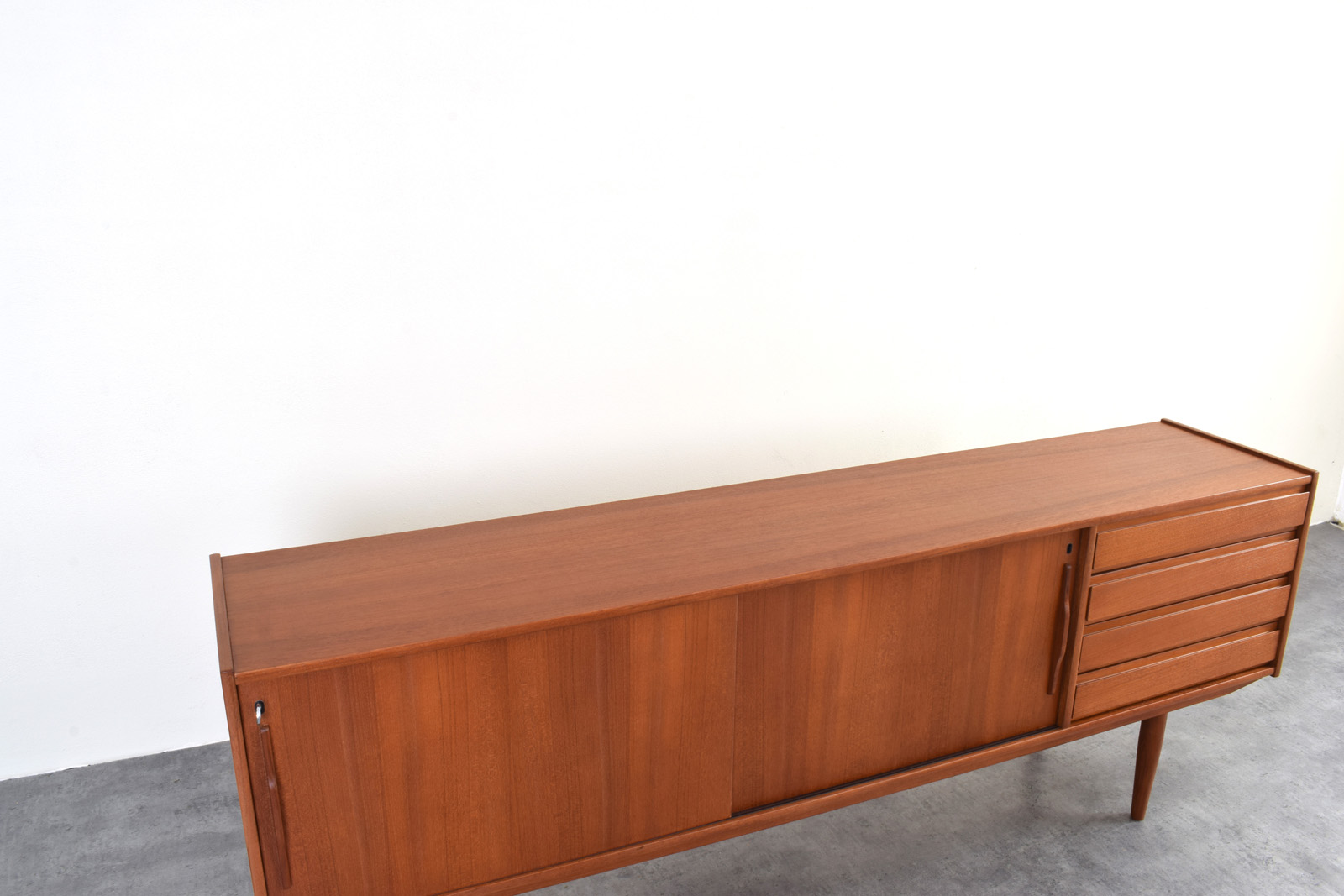 Tekowy sideboard vintage, Dania, lata 60