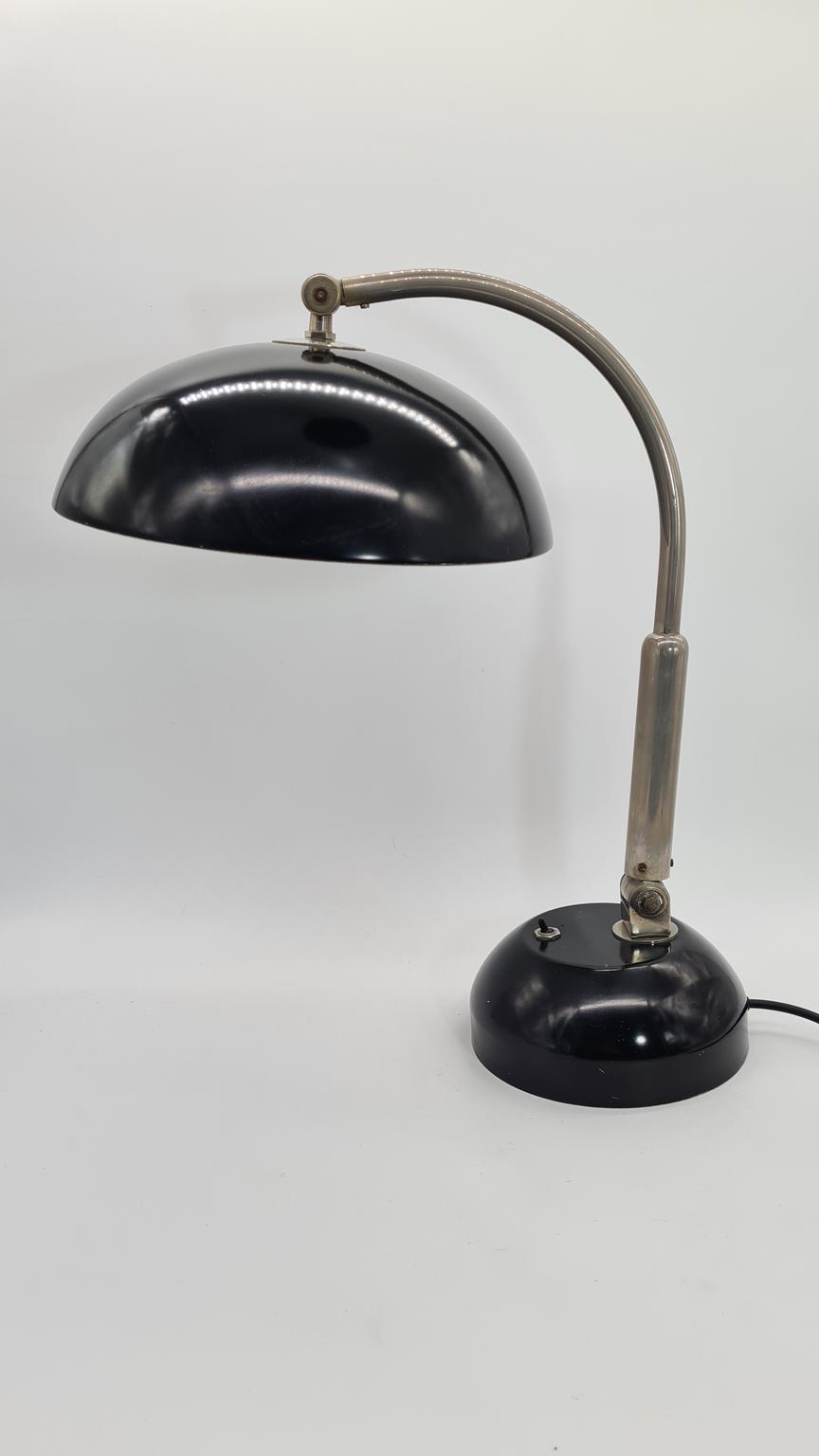 Lampa biurkowa, proj. H. Busqueta dla Hala Zeist, Holandia, lata 40