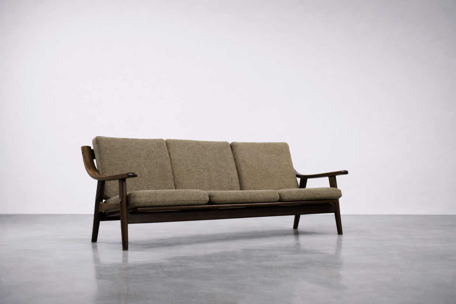 Komplet wypoczynkowy sofa + fotel GE-530, proj. Hans J. Wegner dla Getama, Dania, lata 60