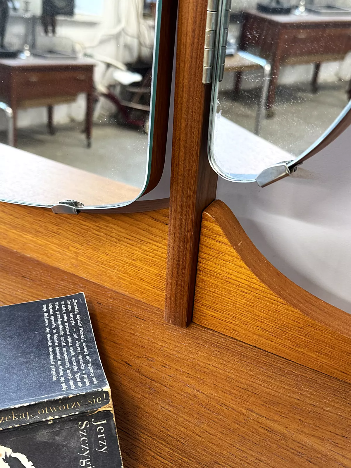 Toaletka tekowa, Norwegia lata 60/70