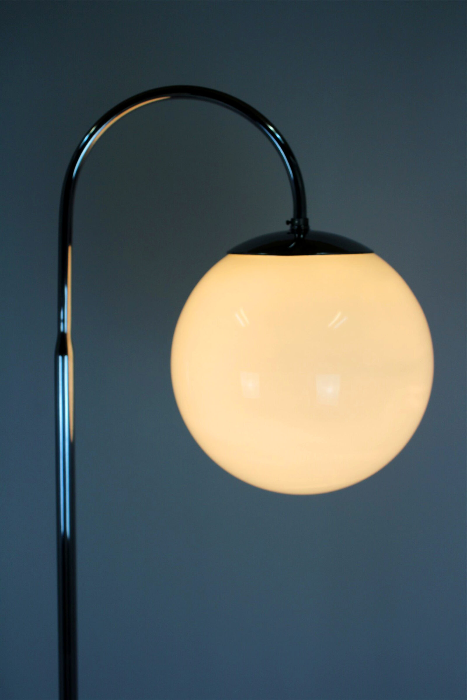 Lampa podłogowa Bauhaus, Czechy, lata 40