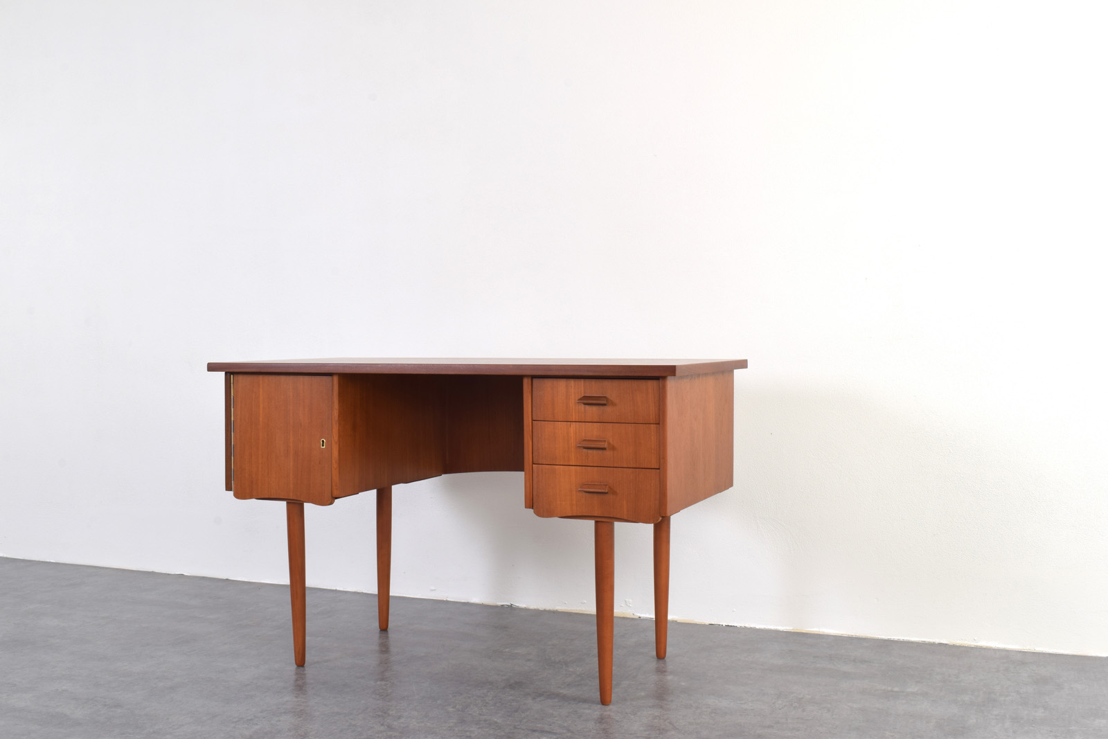 Scandinavian teak desk, Denmark, 1960s