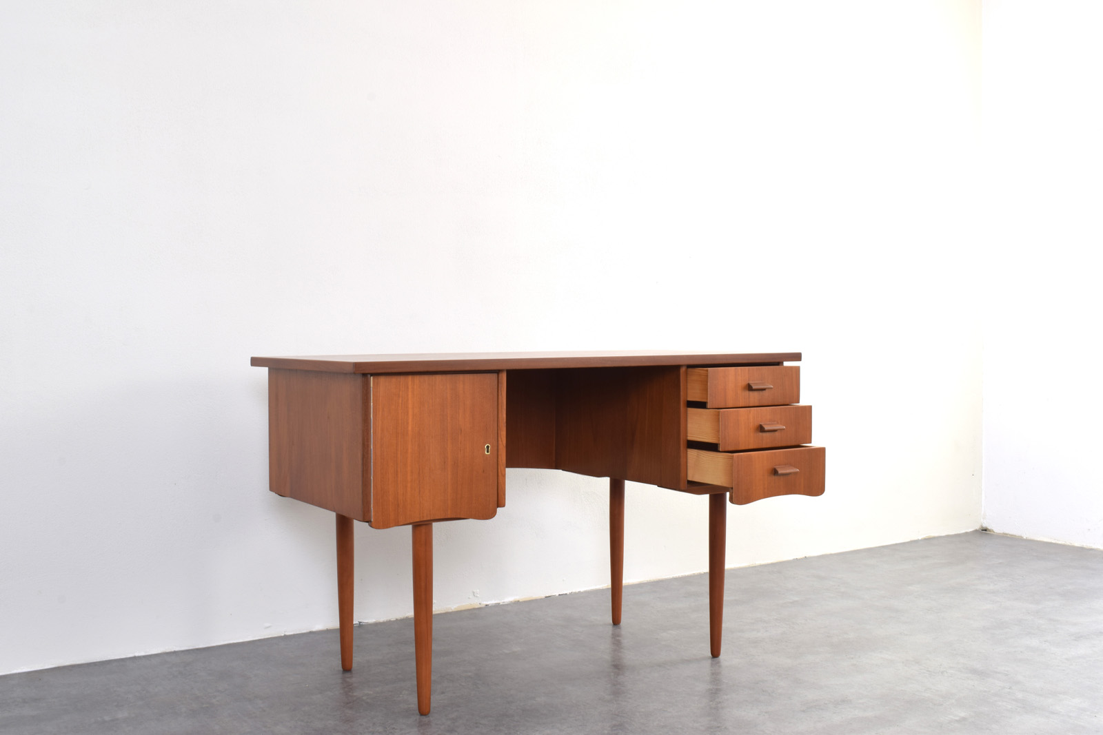 Scandinavian teak desk, Denmark, 1960s
