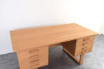 Vintage oak desk, designed by Henning Jensen & Torben Valeur for Dyrlund, Denmark, 1960s