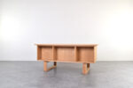 Vintage oak desk, designed by Henning Jensen & Torben Valeur for Dyrlund, Denmark, 1960s