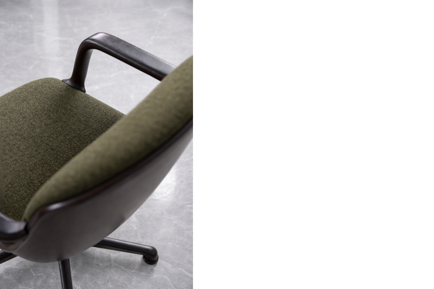 Pair of vintage office chairs, designed by Charles Pollock, Comforto, Germany, 1970s