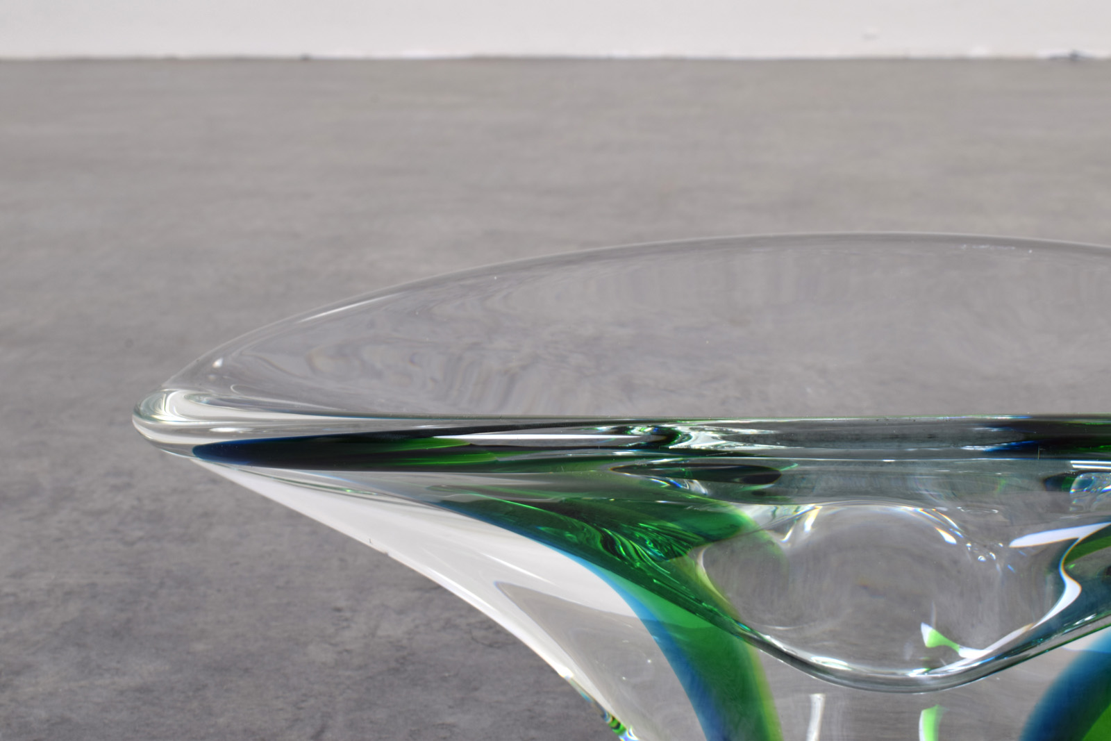 Vintage glass bowl, designed by Göran Wärff, produced by Kosta Boda, Sweden, 1960s