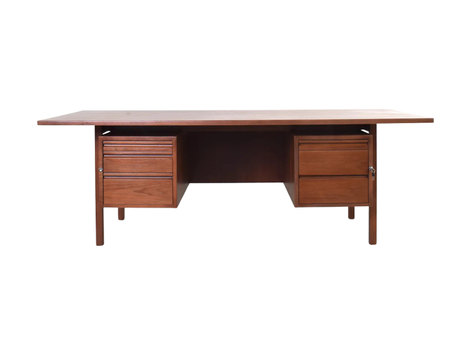 Scandinavian walnut desk, Denmark, 1970s
