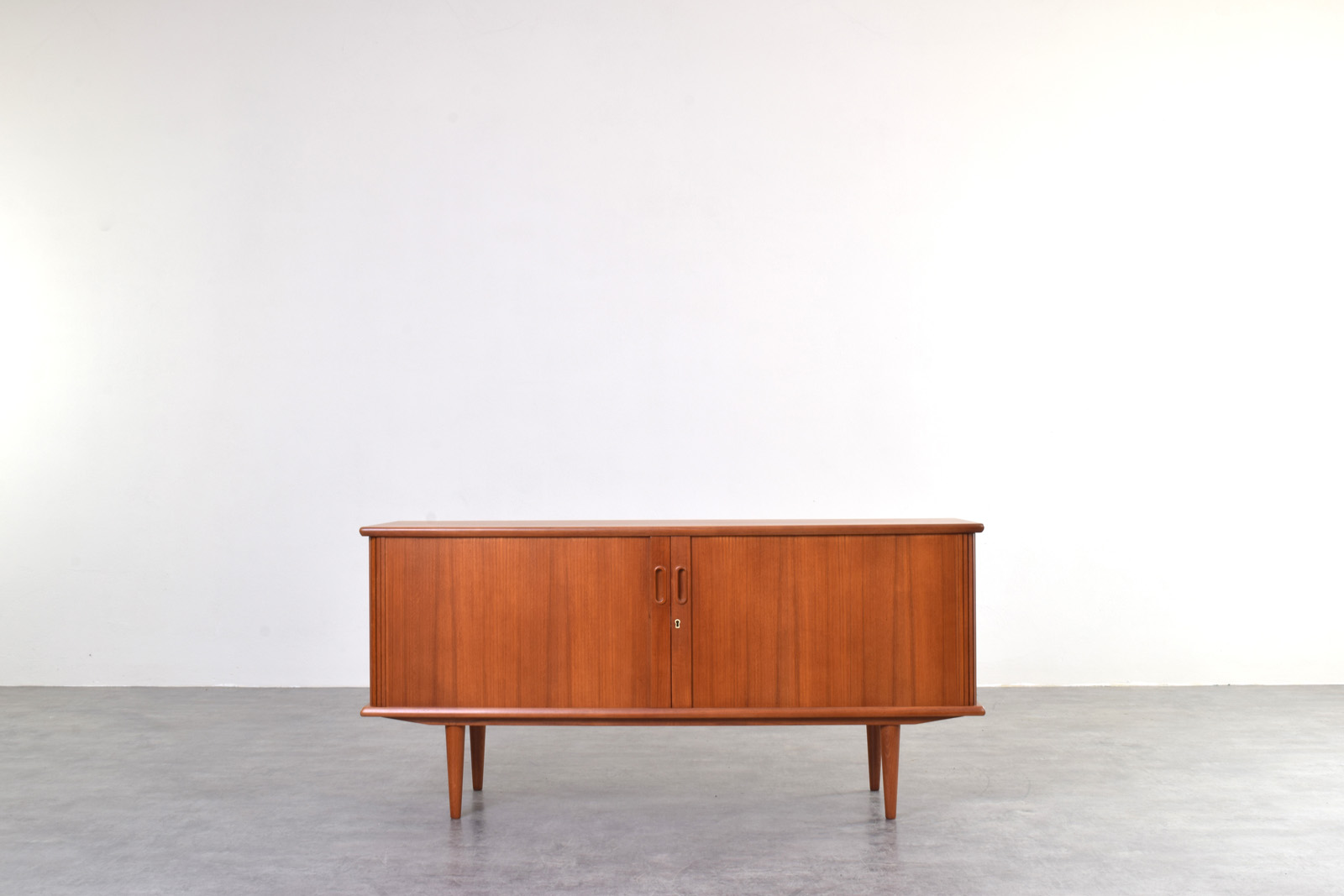 Roletowa komoda vintage, Dania, lata 60