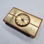 Modernistyczny zegar stołowy firmy Weimar Quartz, Niemcy, lata 70