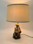 Lampa ceramiczna z figurką rybaka, lata 60/70