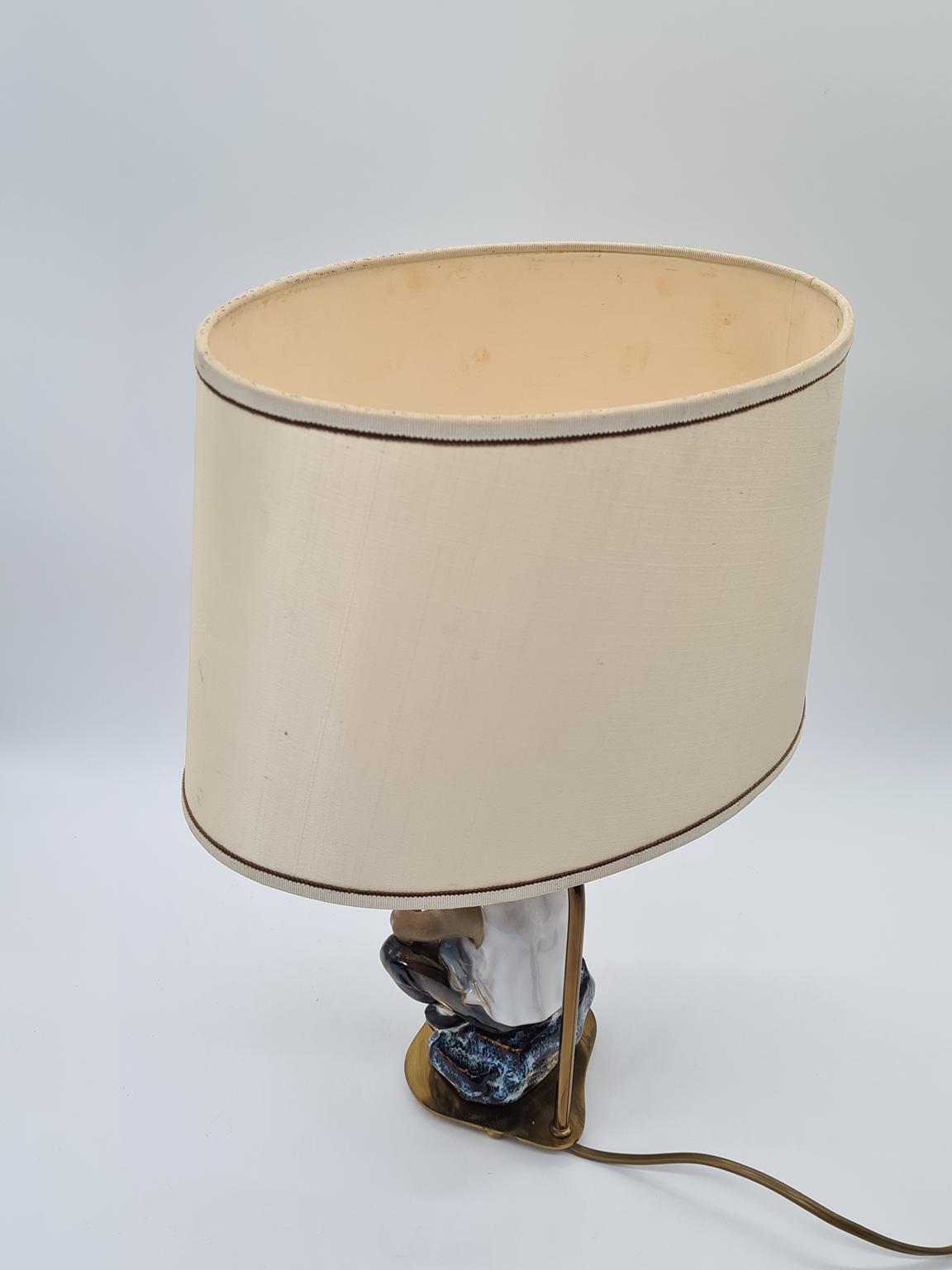 Lampa ceramiczna z figurką rybaka, lata 60/70