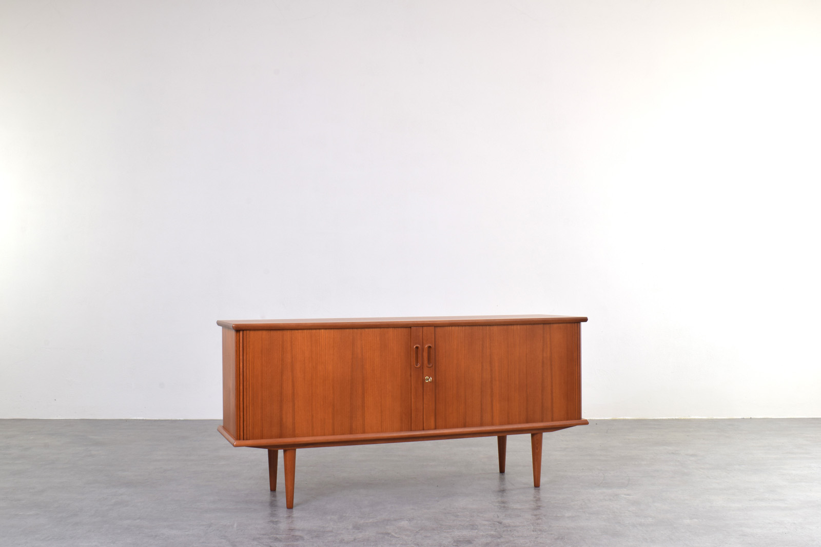 Roletowa komoda vintage, Dania, lata 60