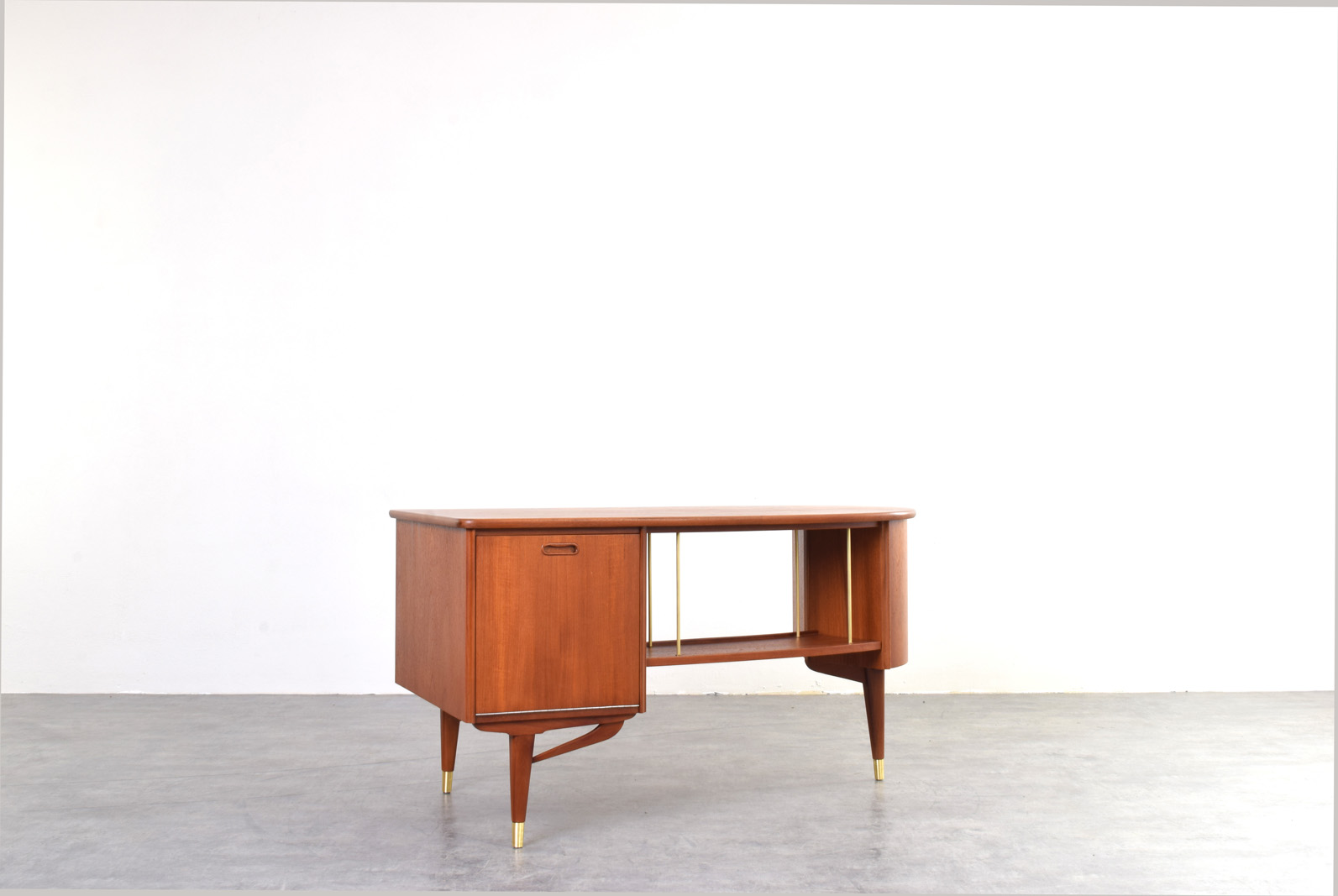Biurko tekowe Mid-Century, Sola Møbler, Norwegia, lata 60