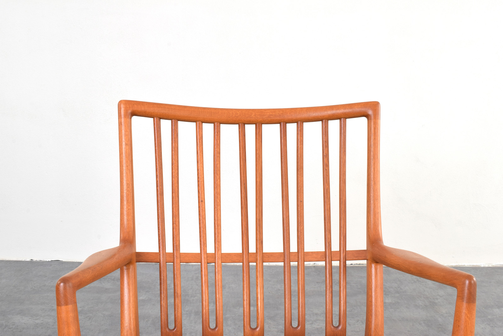 Fotel bujany vintage proj. Hans Wegner, prod. A/S Mikael Laursen, Dania, lata 50
